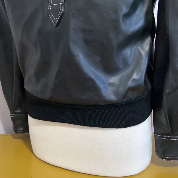 Moschino Jacket Size 8 - Picture 10 of 11